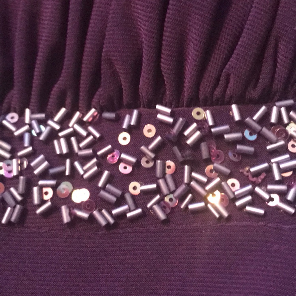 Caché Ruffle Gown - Picture 5 of 6
